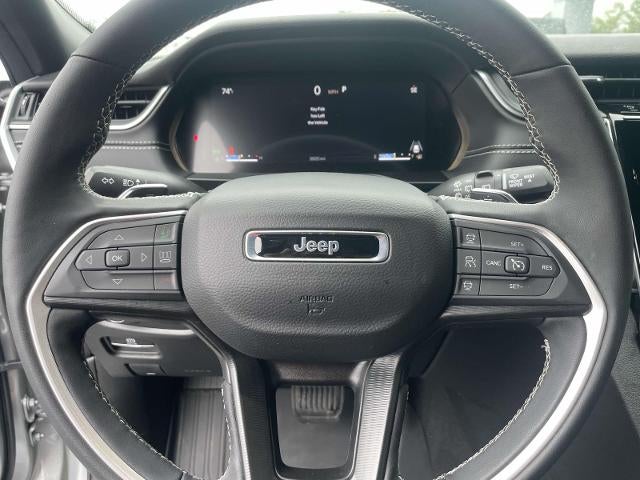 2025 Jeep Grand Cherokee L Laredo 4x4