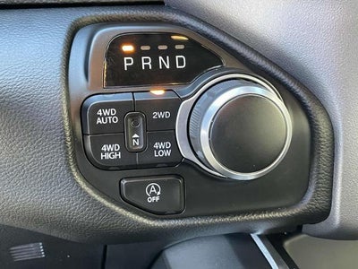 2022 RAM 1500 Big Horn 4x4 Crew Cab 5'7" Box