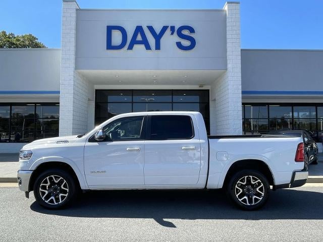 2025 RAM 1500 Laramie 4x4 Crew Cab 5'7" Box