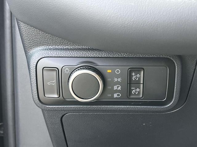 2025 Ford Explorer Active 4WD