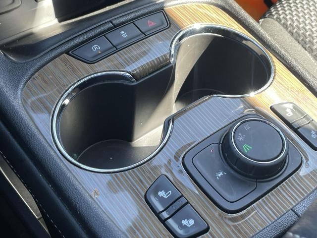 2023 GMC Acadia FWD SLE