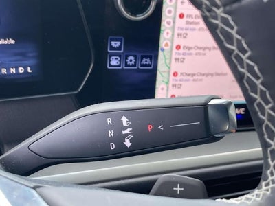 2025 Chevrolet Traverse LT w/1LT