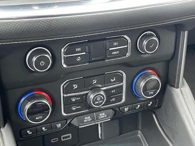 2024 Chevrolet Suburban 2WD Premier