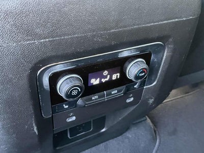 2024 Chevrolet Suburban 4WD Premier