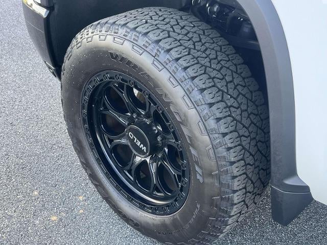 2025 Chevrolet Silverado 2500 HD Crew Cab Standard Box 4-Wheel Drive Custom