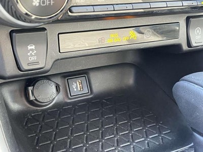 2024 Toyota RAV4 XLE FWD (GS)