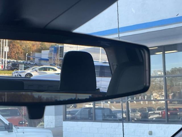 2025 Chevrolet Silverado 1500 Crew Cab Short Box 4-Wheel Drive Custom Trail Boss