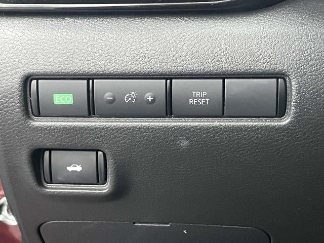 2024 Nissan Sentra SV CVT