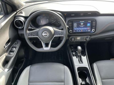 2023 Nissan Kicks SR FWD