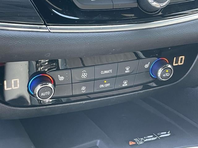 2023 Buick Enclave Essence FWD