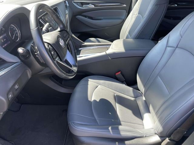 2023 Buick Enclave Essence FWD