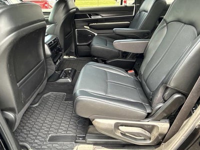 2023 Jeep Wagoneer Series II 4x4