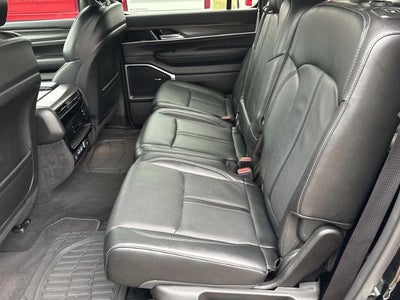 2023 Jeep Wagoneer Series III 4x4