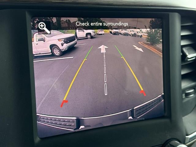 2019 RAM 1500 Laramie 4x4 Crew Cab 5'7" Box