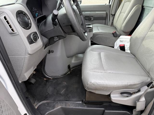 2024 Ford E-Series Cutaway E-350 SRW 138" WB