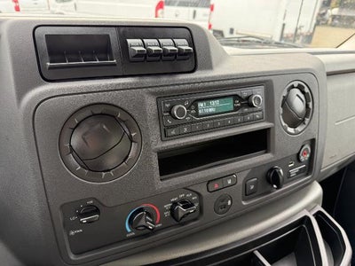 2024 Ford E-Series Cutaway E-350 SRW 138" WB