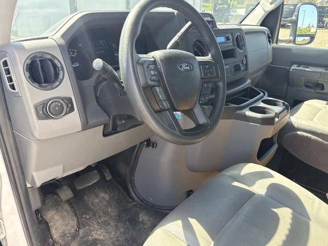 2024 Ford E-Series Cutaway E-350 SRW 138" WB