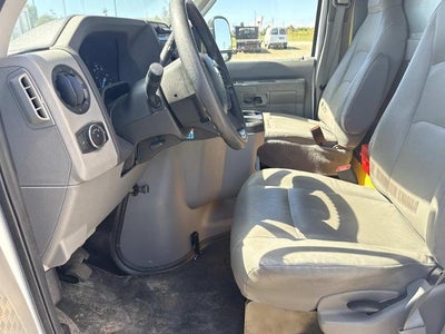 2024 Ford E-Series Cutaway E-350 SRW 138" WB