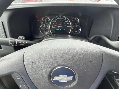 2025 Chevrolet Express Passenger 3500 Extended Wheelbase Rear-Wheel Drive 1LS