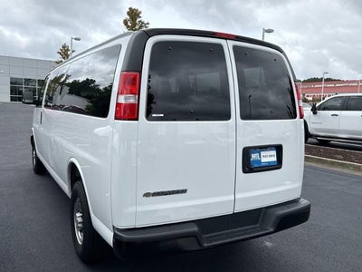 2025 Chevrolet Express Passenger 3500 Extended Wheelbase Rear-Wheel Drive 1LS