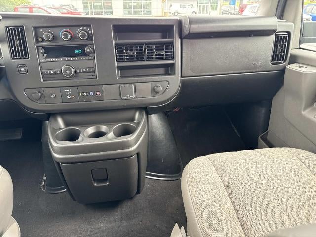 2025 Chevrolet Express Passenger 3500 Extended Wheelbase Rear-Wheel Drive 1LS