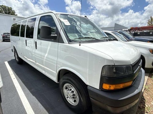 2025 Chevrolet Express Passenger 3500 Extended Wheelbase Rear-Wheel Drive 1LS