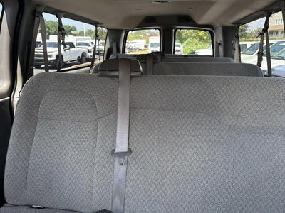 2025 Chevrolet Express Passenger 3500 Extended Wheelbase Rear-Wheel Drive 1LS