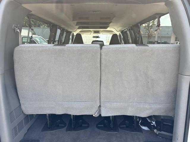 2025 Chevrolet Express Passenger 3500 Extended Wheelbase Rear-Wheel Drive 1LS