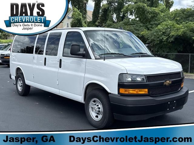 2025 Chevrolet Express Passenger 3500 Extended Wheelbase Rear-Wheel Drive 1LS