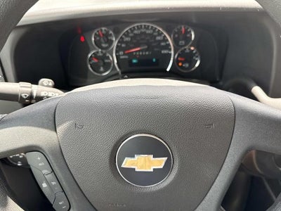 2025 Chevrolet Express Passenger 3500 Extended Wheelbase Rear-Wheel Drive 1LS
