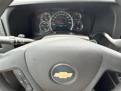 2025 Chevrolet Express Passenger 3500 Extended Wheelbase Rear-Wheel Drive 1LS