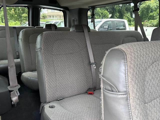 2025 Chevrolet Express Passenger 3500 Extended Wheelbase Rear-Wheel Drive 1LS