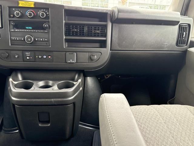 2025 Chevrolet Express Passenger 3500 Extended Wheelbase Rear-Wheel Drive 1LS