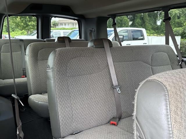 2025 Chevrolet Express Passenger 3500 Extended Wheelbase Rear-Wheel Drive 1LS