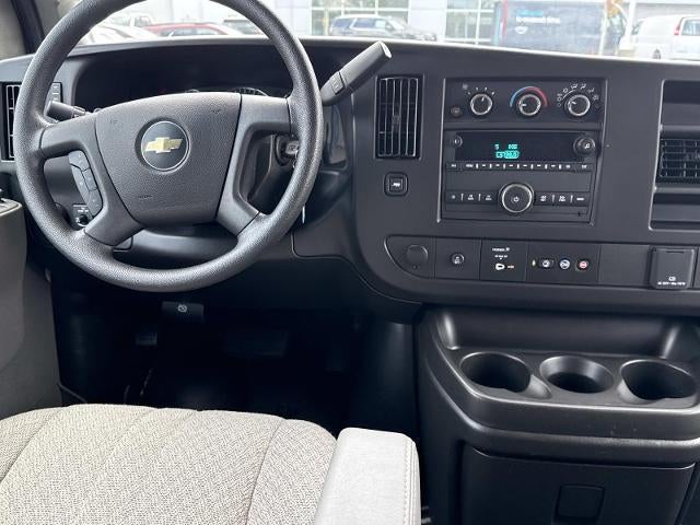 2025 Chevrolet Express Passenger 3500 Extended Wheelbase Rear-Wheel Drive 1LS