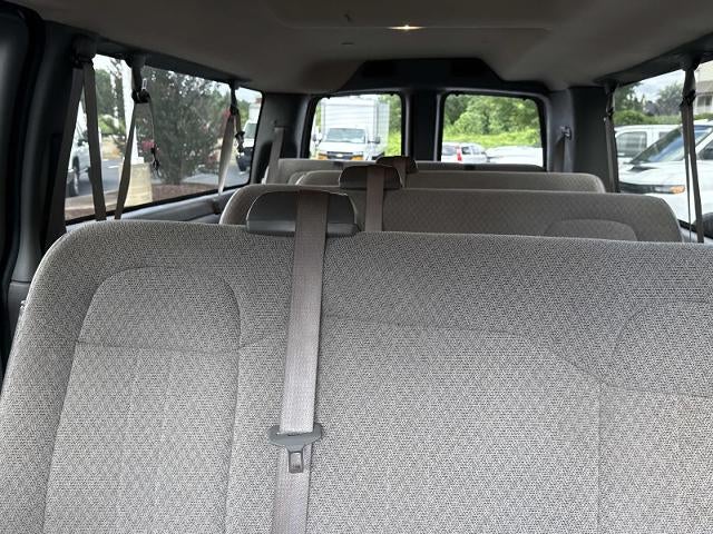 2025 Chevrolet Express Passenger 3500 Extended Wheelbase Rear-Wheel Drive 1LS