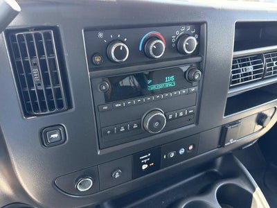 2025 Chevrolet Express Passenger 3500 Extended Wheelbase Rear-Wheel Drive 1LS