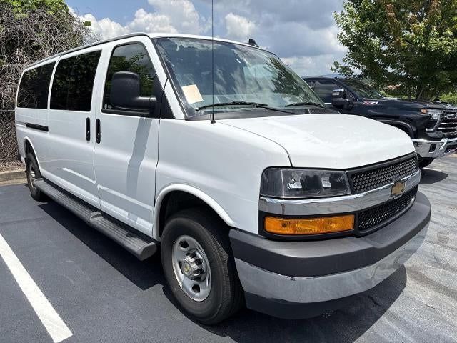 2025 Chevrolet Express Passenger 3500 Extended Wheelbase Rear-Wheel Drive 1LT