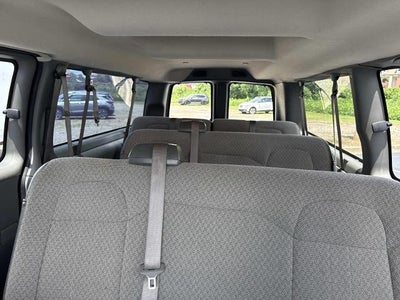 2025 Chevrolet Express Passenger 3500 Extended Wheelbase Rear-Wheel Drive 1LT