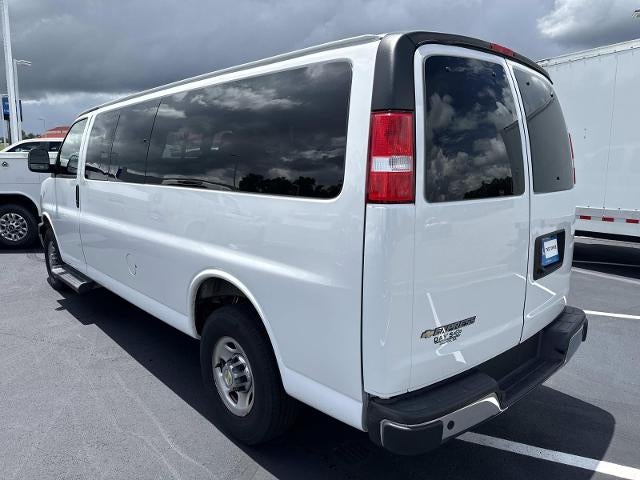 2025 Chevrolet Express Passenger 3500 Extended Wheelbase Rear-Wheel Drive 1LT
