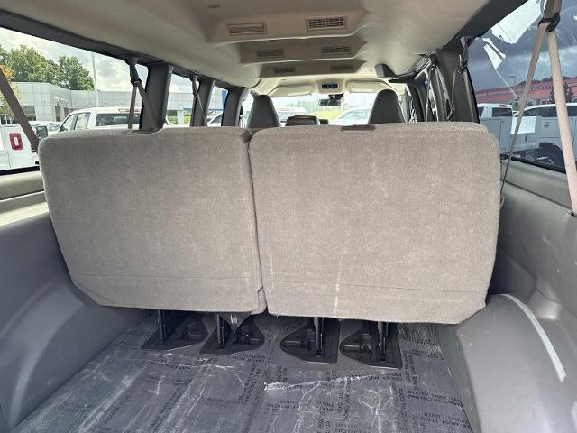 2025 Chevrolet Express Passenger 3500 Extended Wheelbase Rear-Wheel Drive 1LT