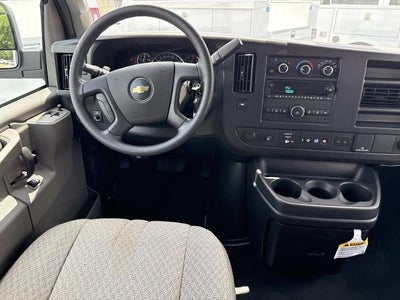 2025 Chevrolet Express Passenger 3500 Extended Wheelbase Rear-Wheel Drive 1LT