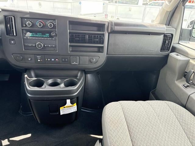 2025 Chevrolet Express Passenger 3500 Extended Wheelbase Rear-Wheel Drive 1LT