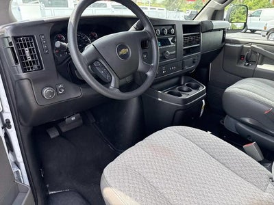 2025 Chevrolet Express Passenger 3500 Extended Wheelbase Rear-Wheel Drive 1LT