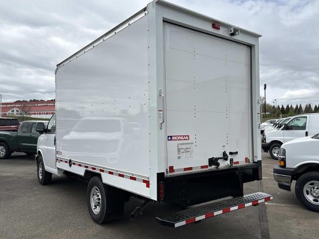 2025 Chevrolet Express Cutaway 3500 3500 Van 139"