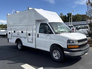2026 Chevrolet Express Cutaway 3500 3500 Van 139"