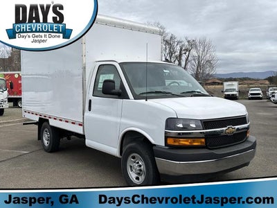 2025 Chevrolet Express Cutaway 3500 3500 Van 139"
