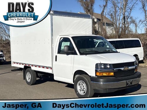 2025 Chevrolet Express Cutaway 3500 3500 Van 139"