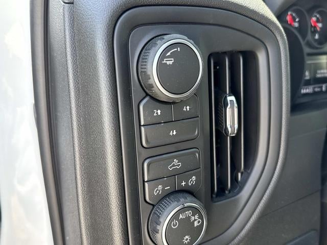 2026 Chevrolet Silverado 2500 HD Crew Cab Long Box 4-Wheel Drive Work Truck