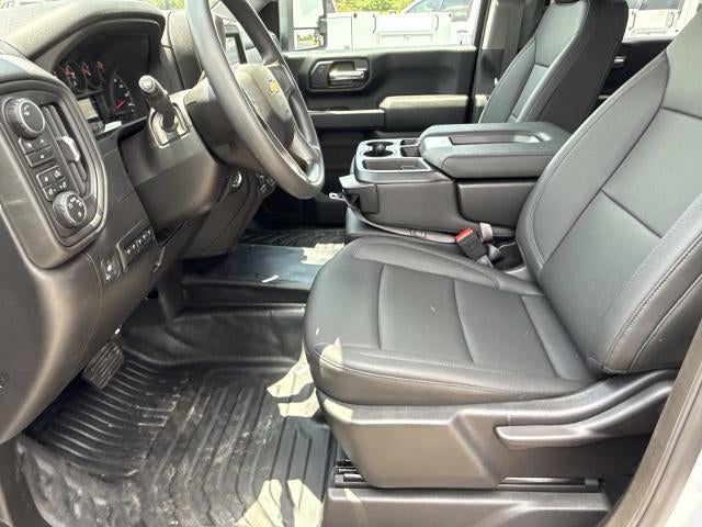2026 Chevrolet Silverado 3500 HD Chassis Cab 4WD Crew Cab 177" WB, 60" CA Work Truck